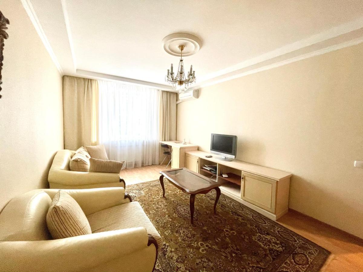 Apartment Mala Zhytomyrska 10 Kiew Exterior foto